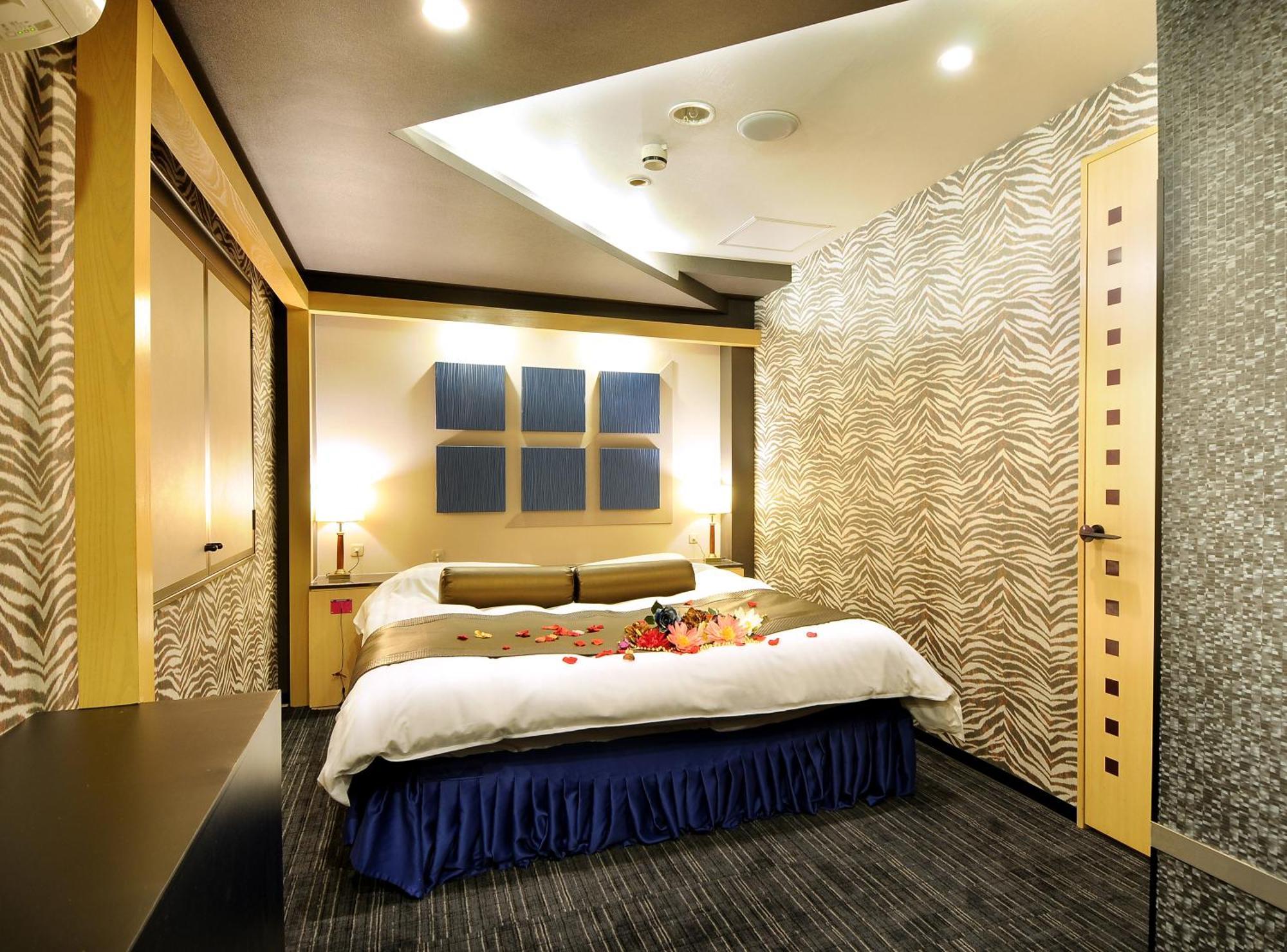 Hotel Love Ikutama -Adult Only Osaka Exterior foto